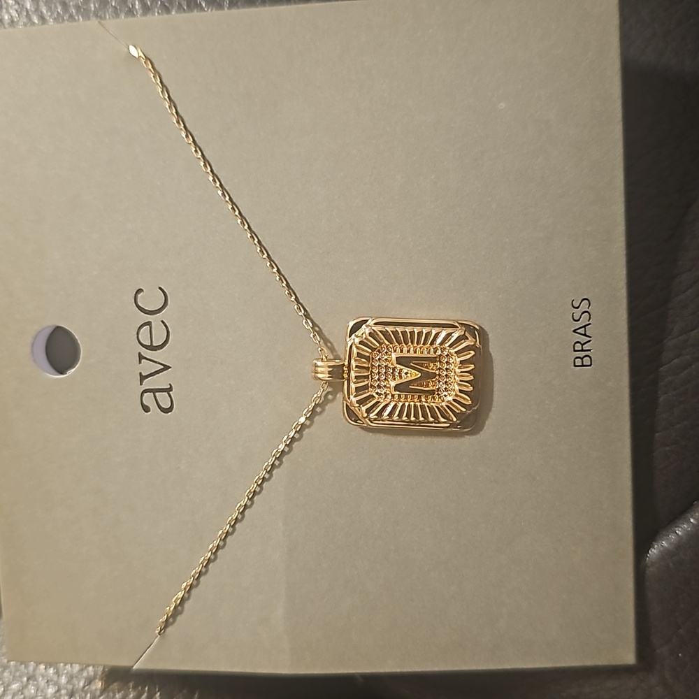 Gold Letter M necklace